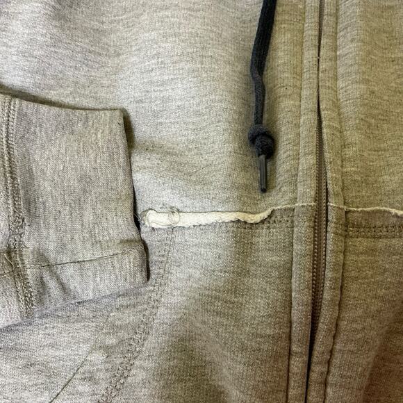 Lady 12 Woman’s Gray Seattle Seahawk Sweat Jacket Hoodie Full Zip Size L Pockets - Picture 11 of 11